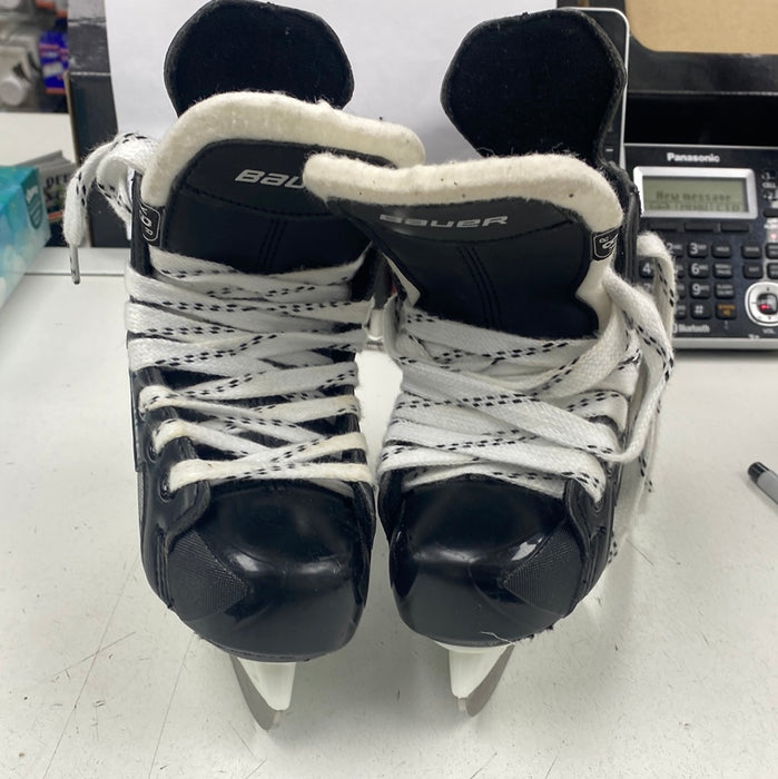 Used Bauer Challenger Size 8 Youth Skates — Crow's Sports