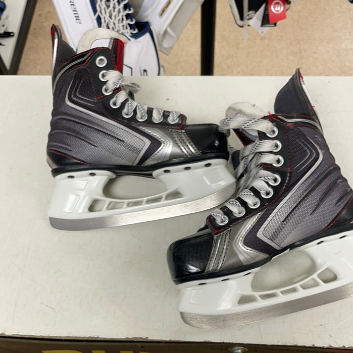 Used Bauer Vapor x60 12D Youth Skates