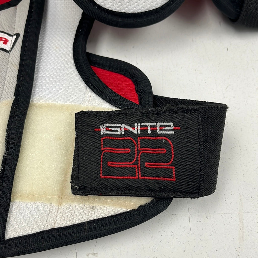 Used Bauer IGNITE 22 Youth Large Shoulder Pads Crow's Sports