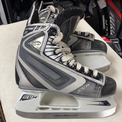 Used CCM Custom01 Skates 13J