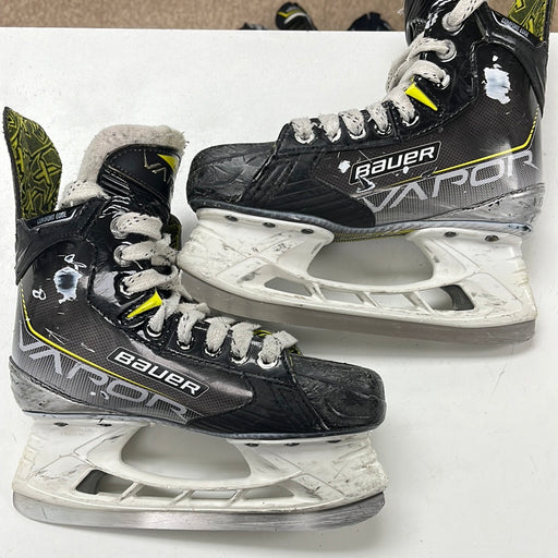 Used Bauer Vapor 3X 3.5D Player Skates