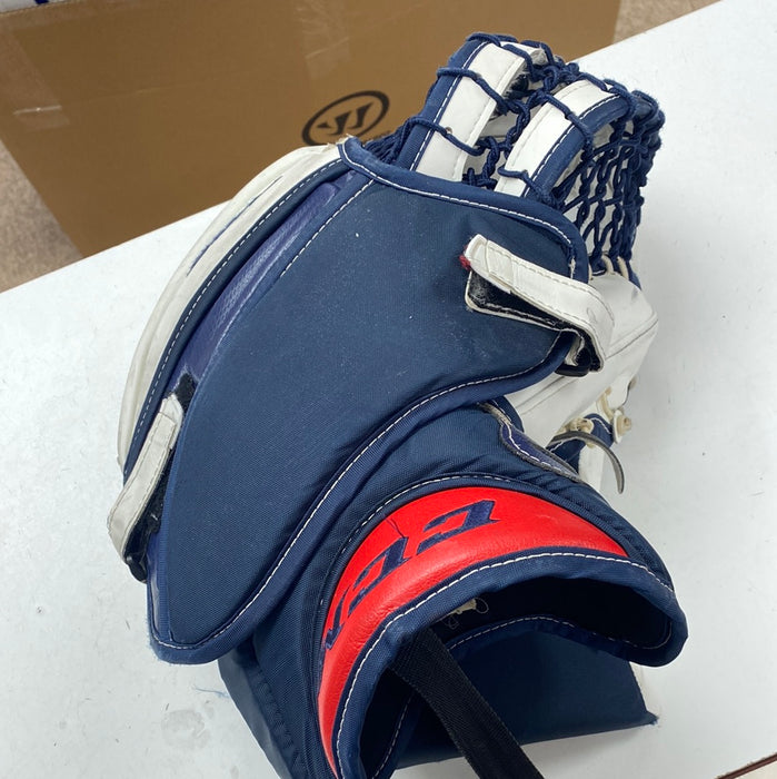 Used CCM Axis 33+1 Goalie Set