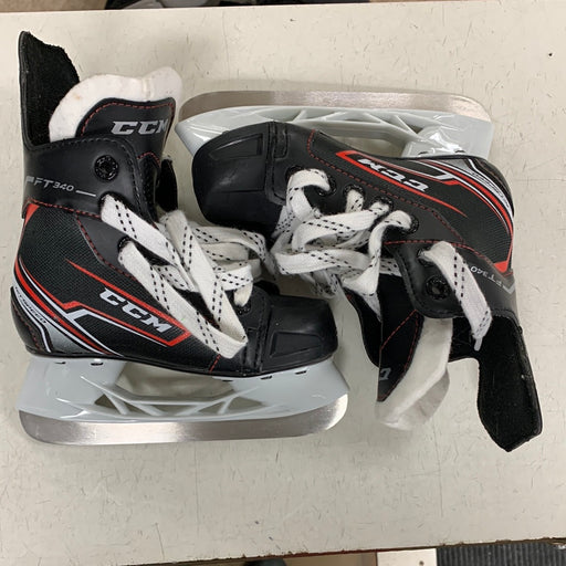 Used CCM FT340 Player Skates Y10