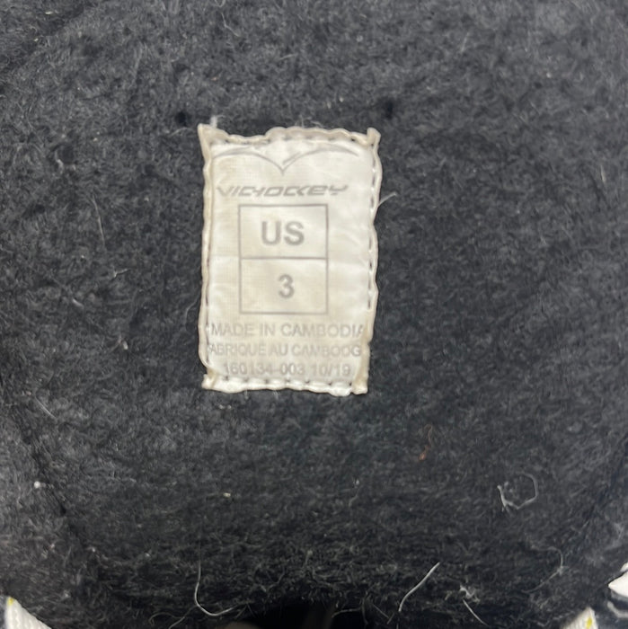 Used Vic HX1 3D Junior Skates