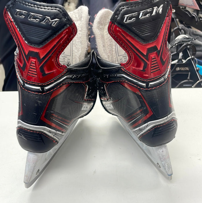 Used CCM JetSpeed FT390 2.5D Player Skates