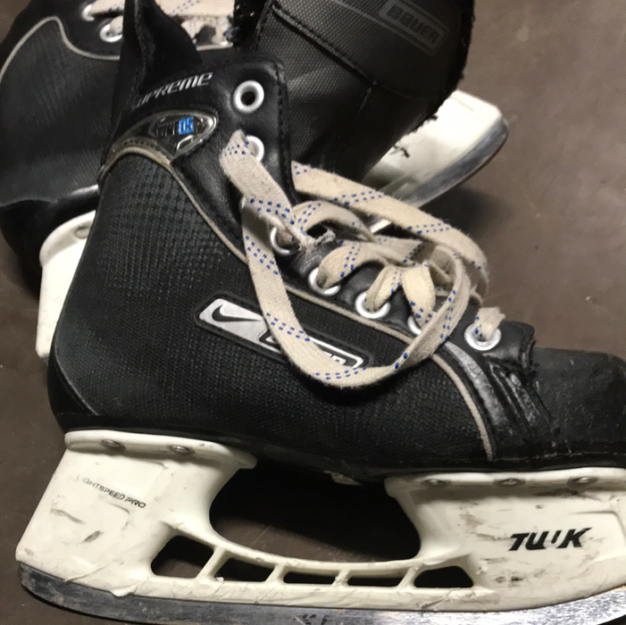 Used Bauer Supreme ONE05 2D Skates
