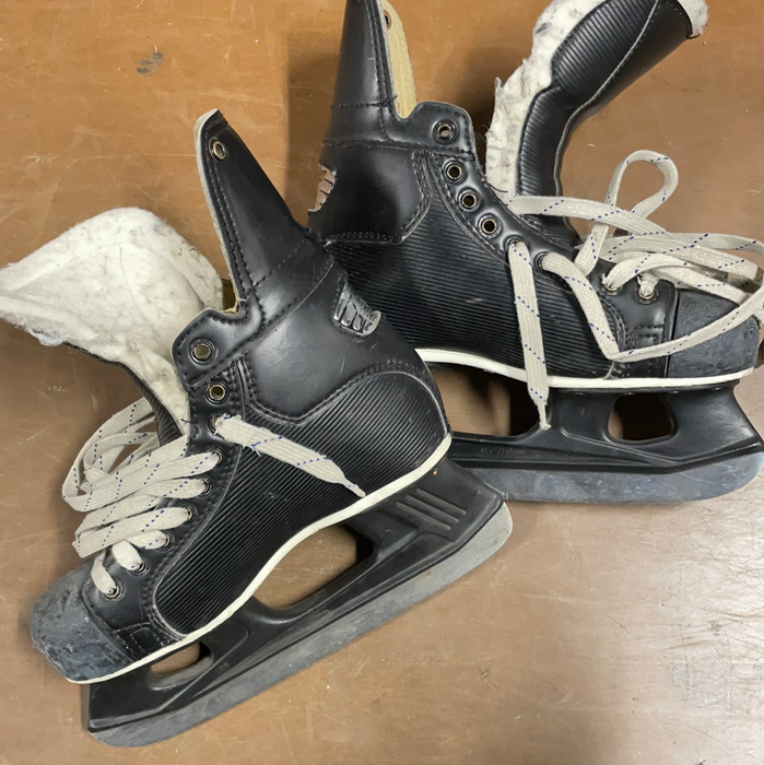 Used Graf Supra 705 4D Player Skates