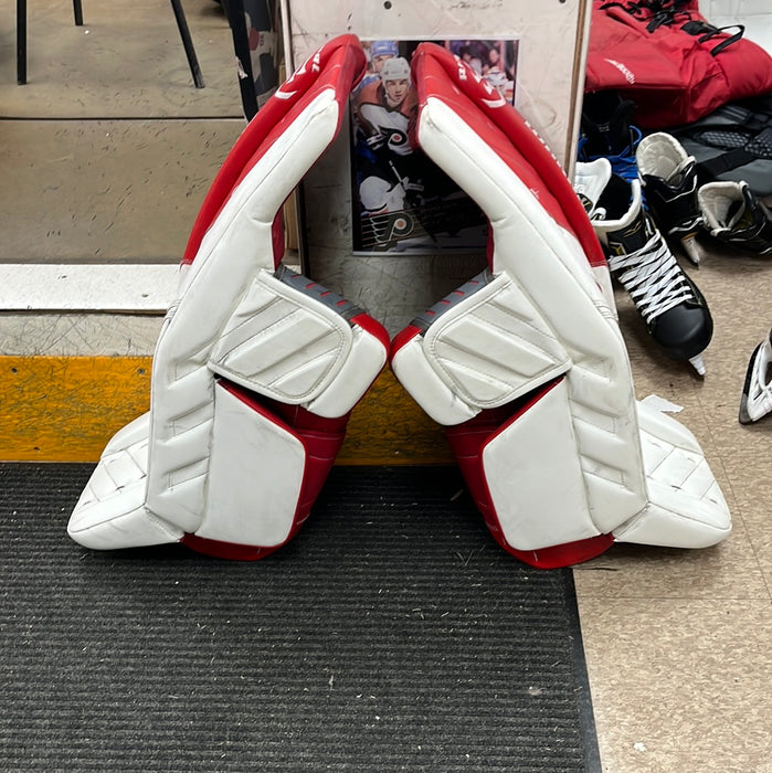 Used Warrior R\G4 30+1” Leg Pad