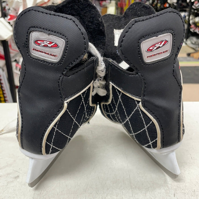 Used Hespeler Rogue 10D Youth Skates