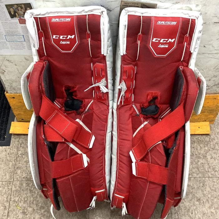 Used CCM Extreme Flex 4.5 Junior Goal Pads