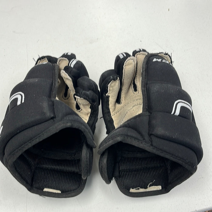 Used CCM 280 Youth 9” Glove