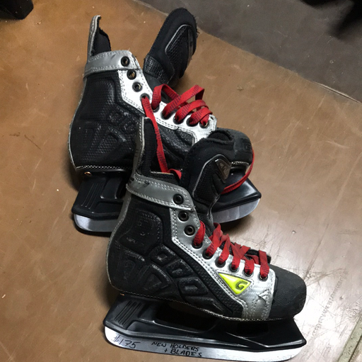 Used Graf Supra 570 1D Skates