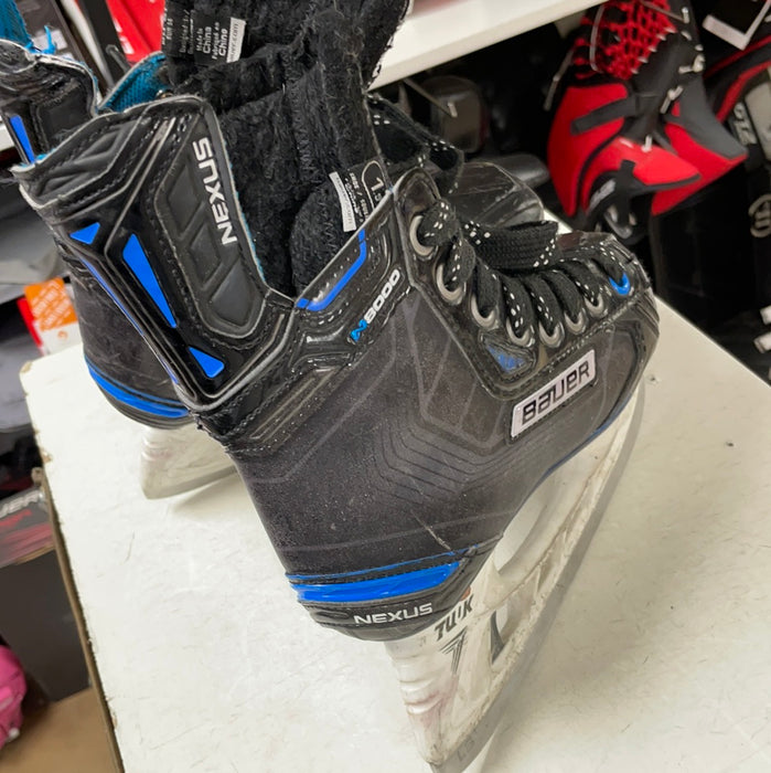 Used Bauer Nexus8000 1.5D Player Skates