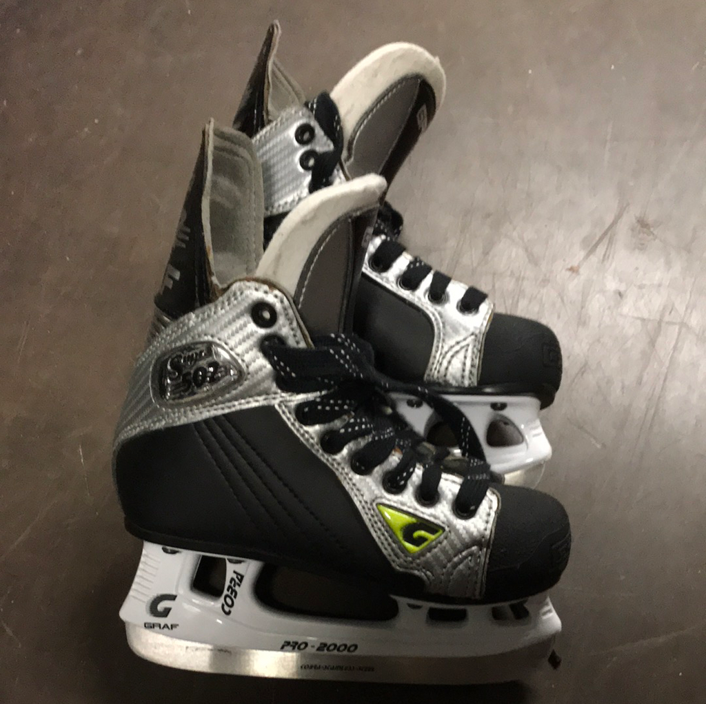 Used Graf Supra 502 2D Skates Crow's Sports