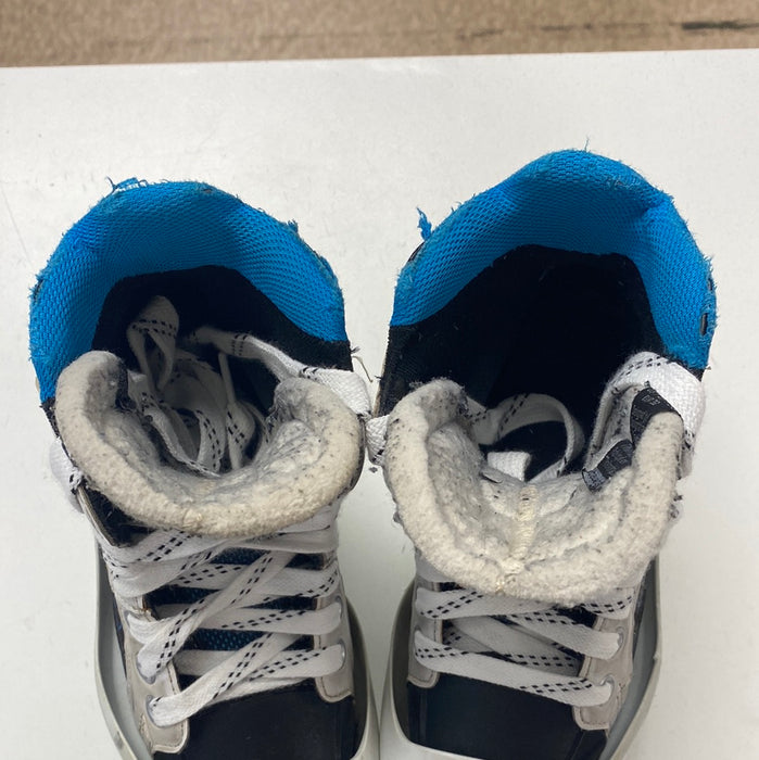 Used Bauer Reactor 5000 Youth Size 13