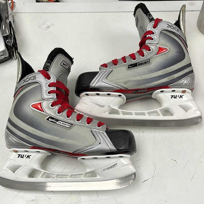 Used Bauer Vapor XXll 5.5EE Skate