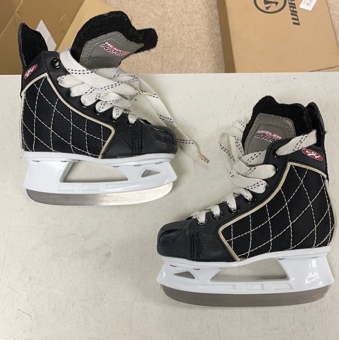 Used Hespeler Rogue 10D Youth Skates