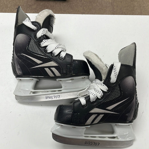 Used Reebok Fitlite 2K 8D Youth Player Skate