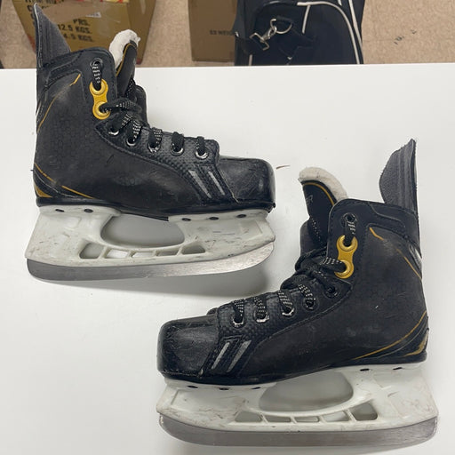 Used Bauer Supreme One.6 13.5EE Youth Skates