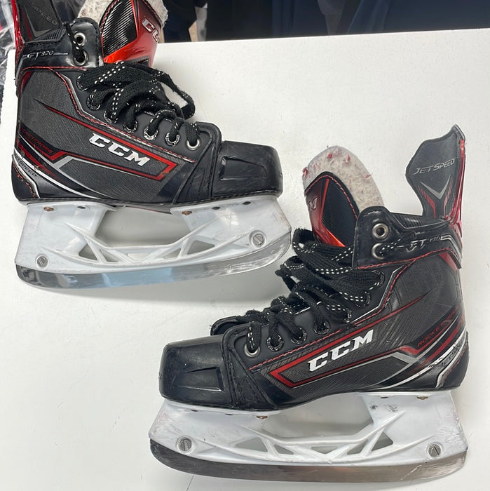 Used CCM JetSpeed FT390 2.5D Player Skates