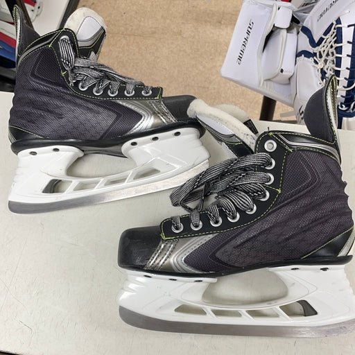 Used Bauer Vapor x60 LE 4.5D Player Skates