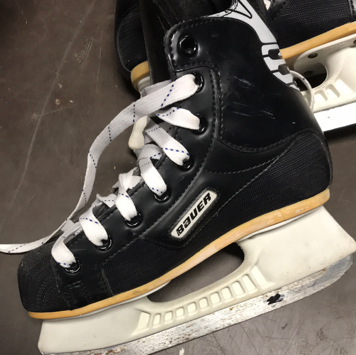 Used Bauer Impact 100 2D Skates