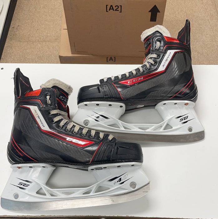 Used CCM JetSpeed 9D Player Skates