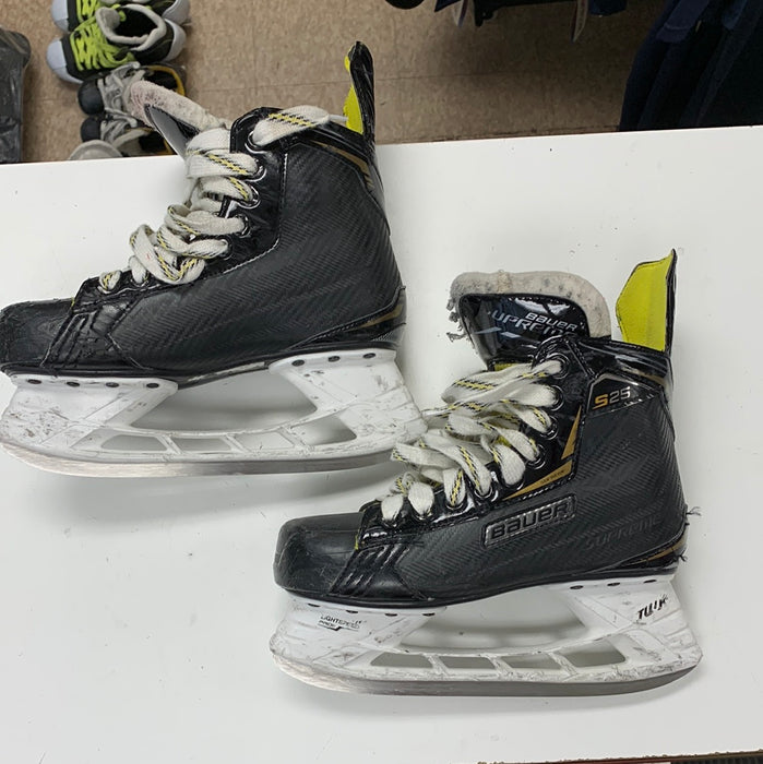 Used Bauer Supreme S25 1 D Player Skates
