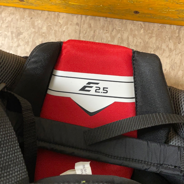 Used CCM E2.5 Junior Small Goal Pants