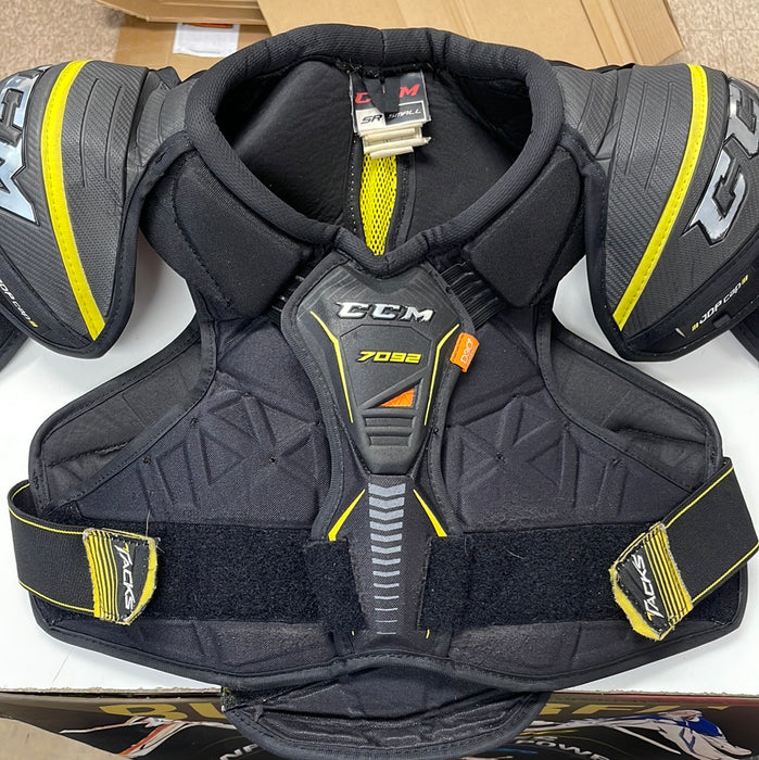 Used CCM SuperTacks 7092 Shoulder Pads Senior Small