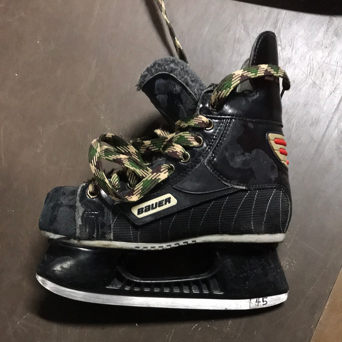Used Bauer Supreme 3000 3D Skates