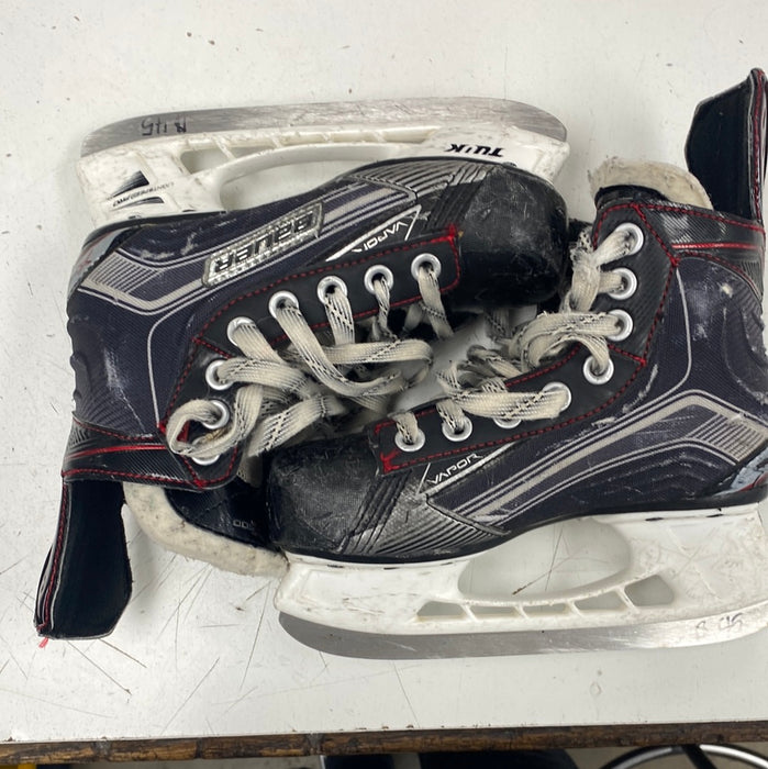 Used Bauer Vapor x500 Youth 13.5 Skates
