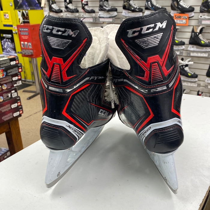 Used CCM JetSpeed FT360 9 D Skates