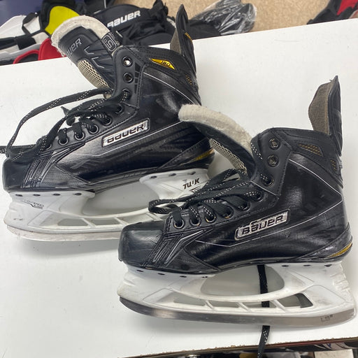 Used Bauer 180 Size 5 D Skates