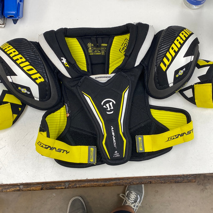 Used Warrior Dynasty Junior Large/Extra Large Shoulder Pads