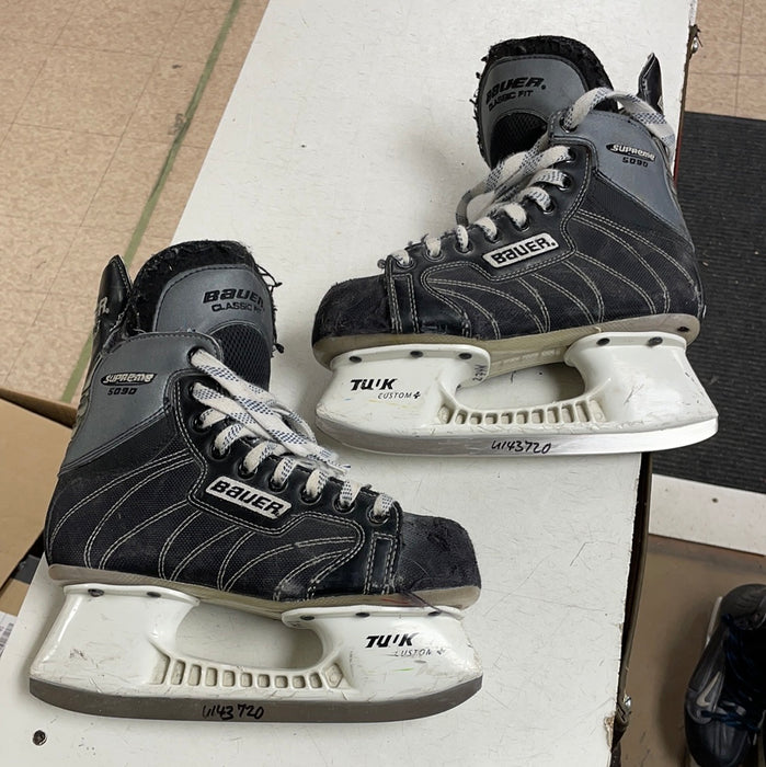 Used Bauer Supreme 5090 3.5EE Player Skates