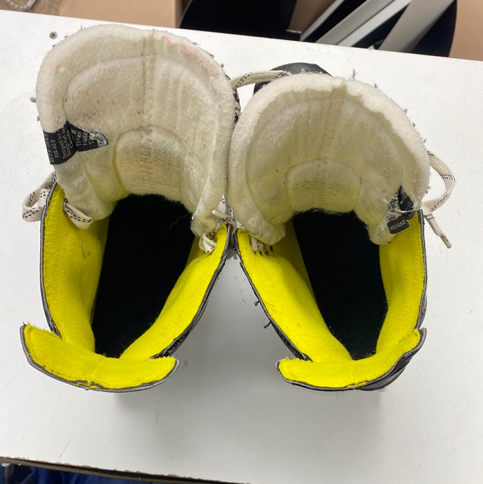 Used Bauer Supreme S25 6D Skates