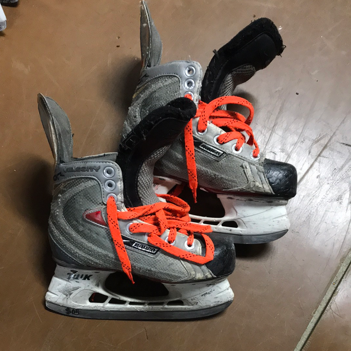 Used Bauer Vapor Velocity 1D Skates