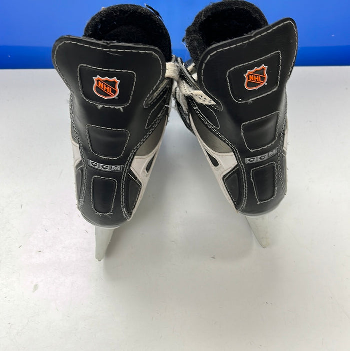 Used CCM 92 13D Player Skates