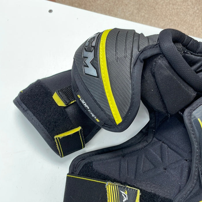 Used CCM SuperTacks 7092 Junior Small Shoulder Pads