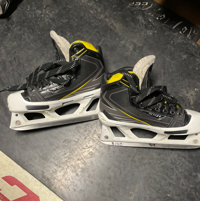 Used CCM Tacks 6092 5.5D Goalie skates