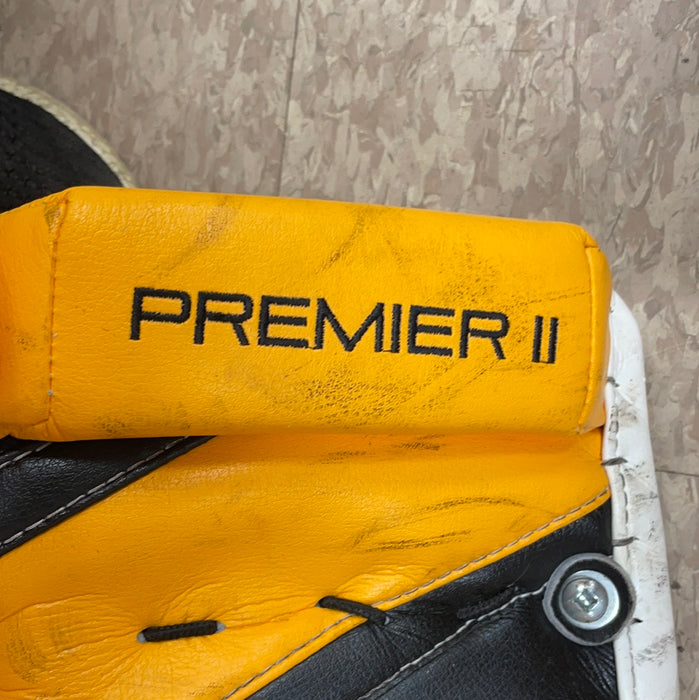 Used CCM Premier II Pro 34”+2” Senior Goalie Set
