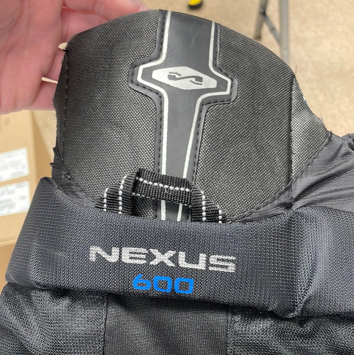 Used Bauer Nexus 600 Junior Large Player Pants