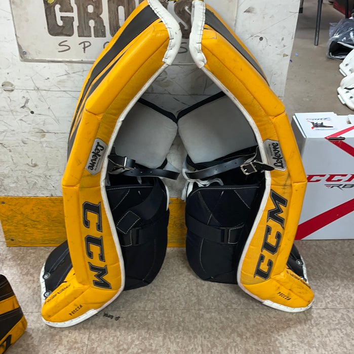 Used CCM Premier II Pro 34”+2” Senior Goalie Set