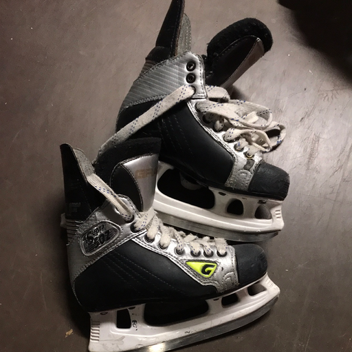 Used Graf Supra 502 2.5D Skates