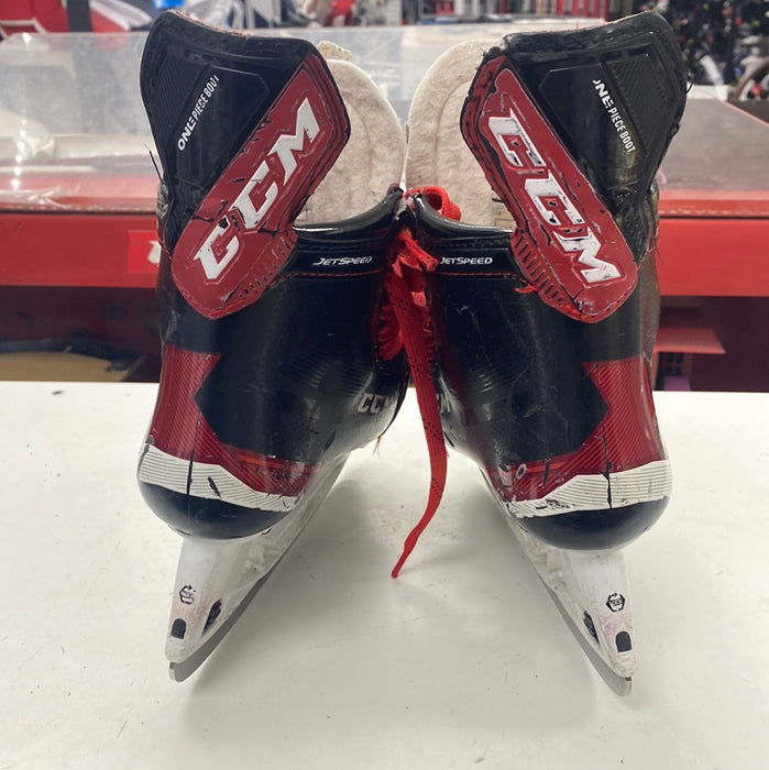 Used CCM JetSpeed FT485 Size 3 Skates