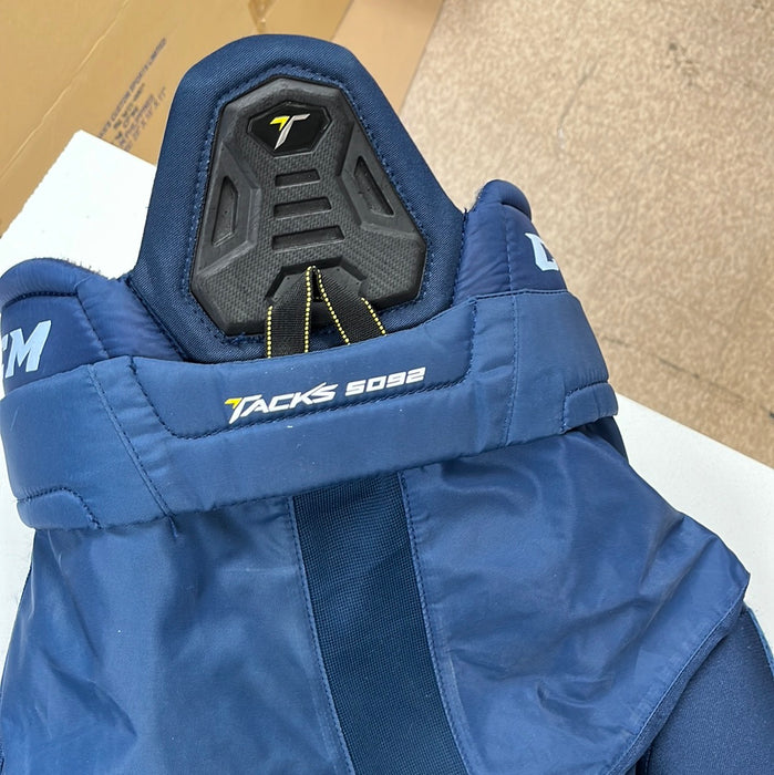 Used CCM Tacks 5092 Junior XL Player Pants