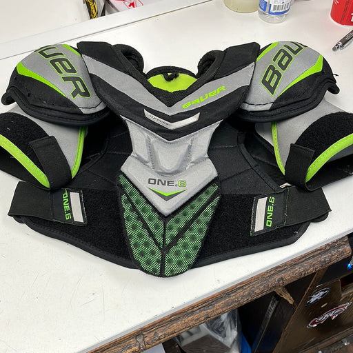 Used Bauer Supreme One.6 Junior Large Shoulder Protector