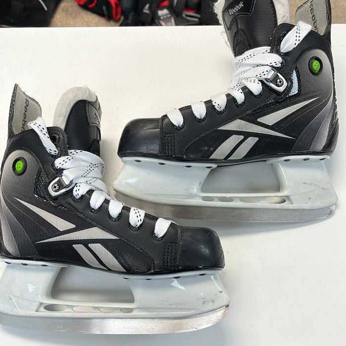 Used Reebok SC87 4 3.5D Player Skates