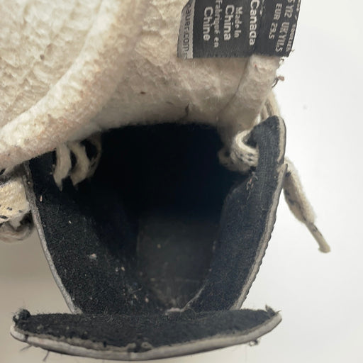 Used Bauer Supreme 140 11D Youth Player Skates